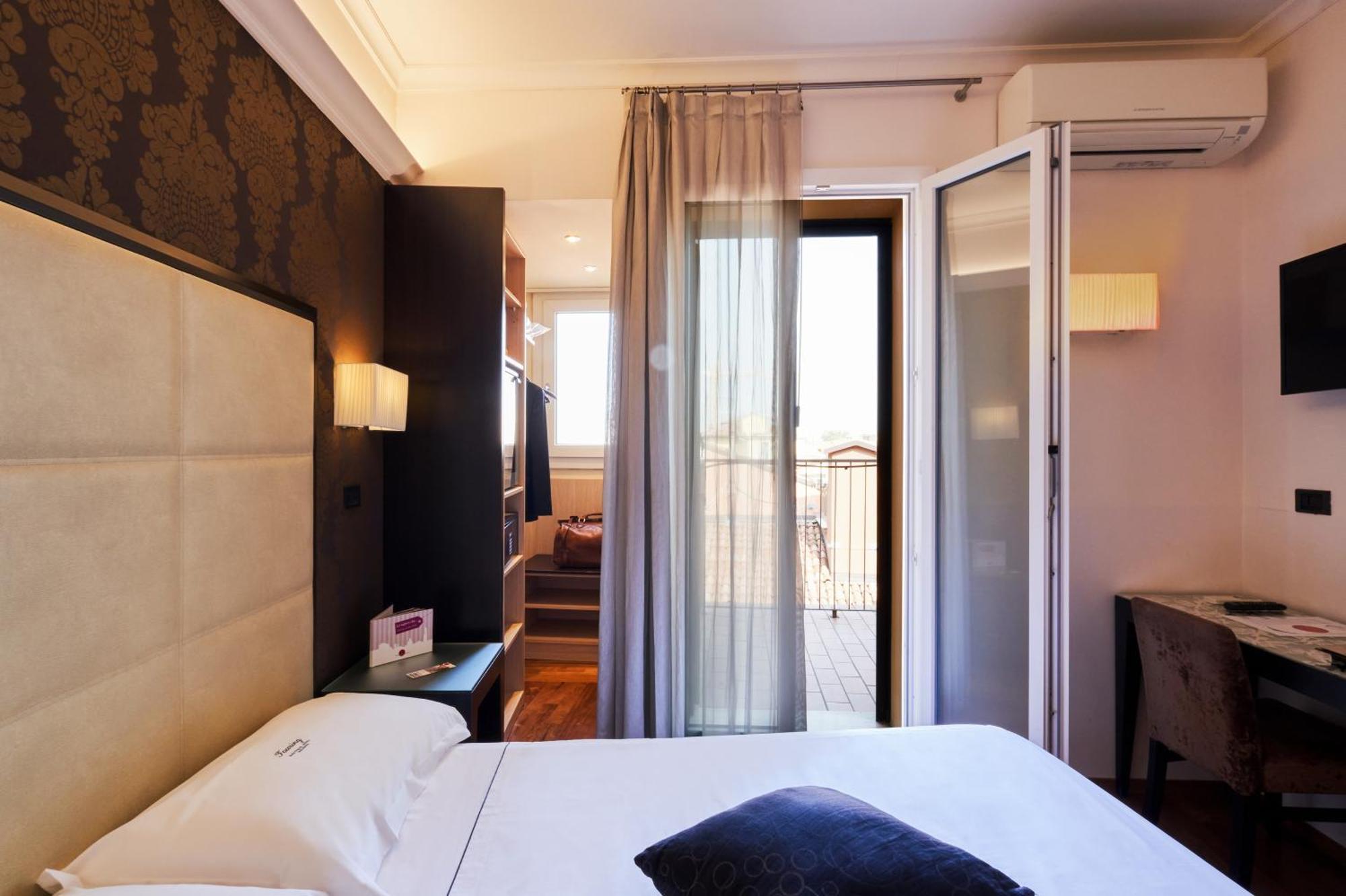 Hotel Touring Bolonha Exterior foto